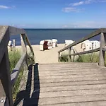Strandhuus, 212 